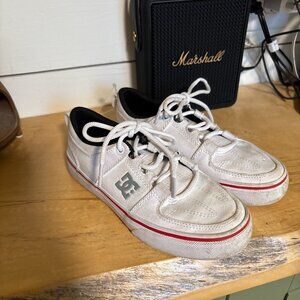 DC White Skate Sneakers – Youth Size 2